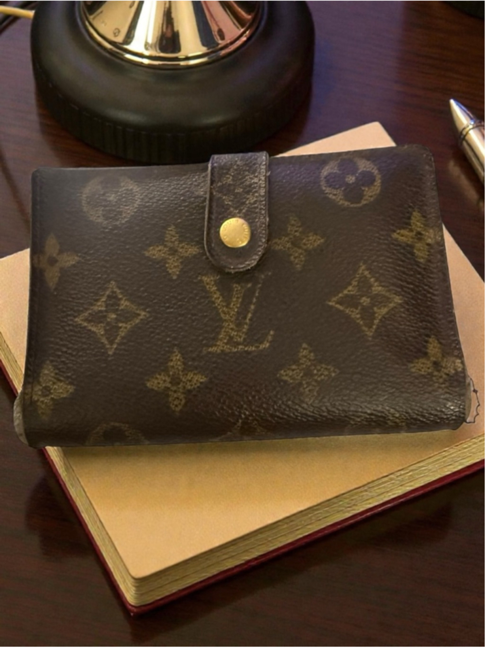 Louis Vuitton Monogram Kiss Lock Wallet Vintage Frame Coin Purse with CoA